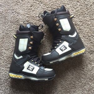 DC Womens Snowboard Boots